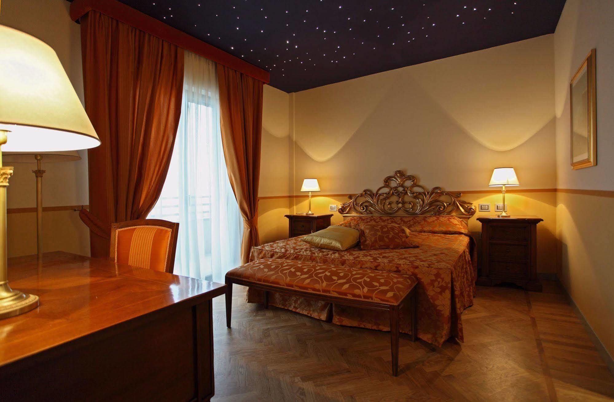 Grand Hotel Forlì Exteriér fotografie